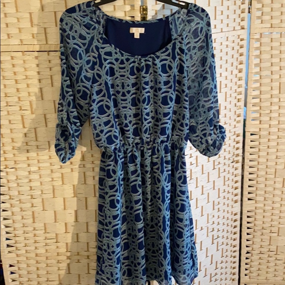 Chic Charming Charlie’s Dress 💙